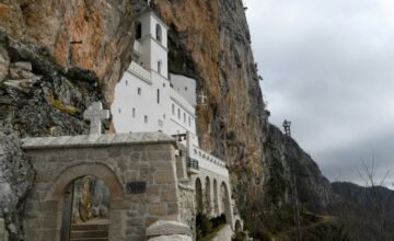 Monastero di Ostrog