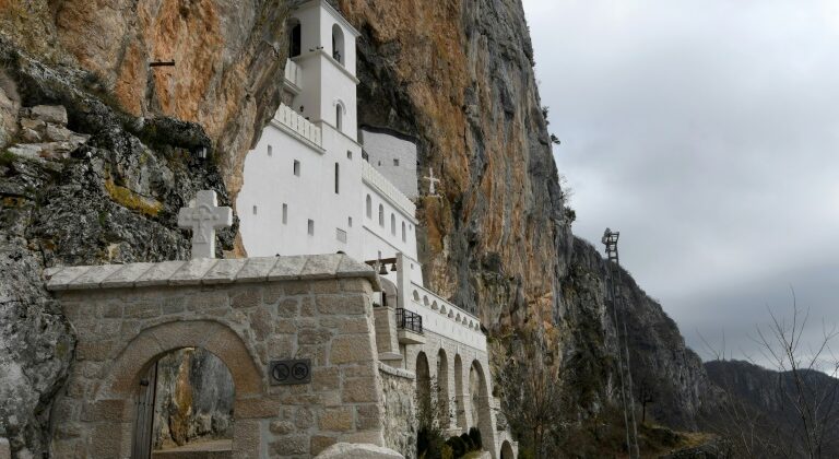 Monastero di Ostrog